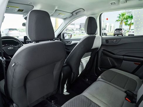 Used 2022 Ford Escape SE FWD image 21