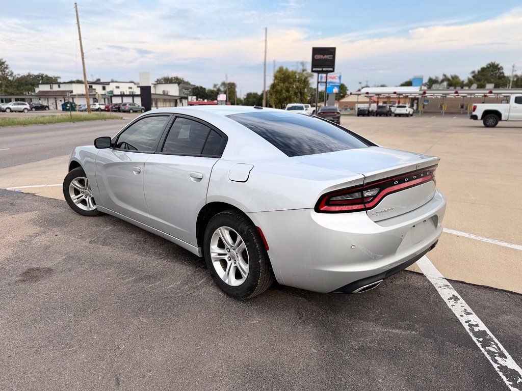 Used 2020 Dodge Charger SXT RWD image 6