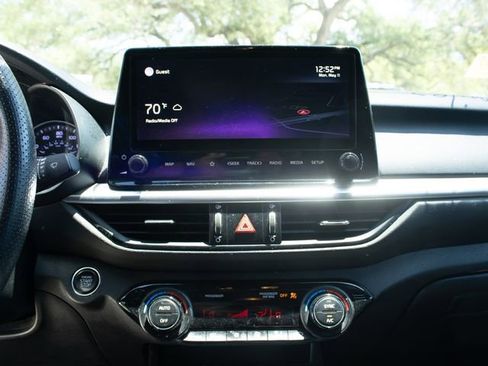Used 2022 Kia Forte GT-Line FWD image 15