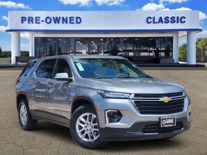 Used 2023 Chevrolet Traverse LS w/ Safety Package