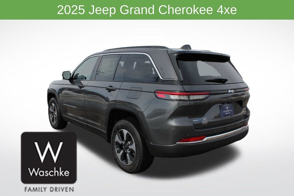 New 2025 Jeep Grand Cherokee Limited 4xe w/ Trailer Tow Package AWD/4WD image 5