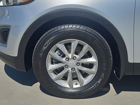 Used 2016 Kia Sorento L FWD image 29