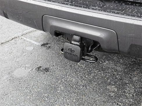 Used 2020 Toyota 4Runner 4WD image 15