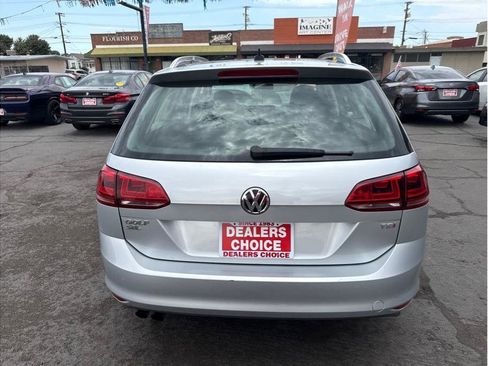 Used 2016 Volkswagen Golf SEL w/ Lighting Package (SEL) FWD image 11