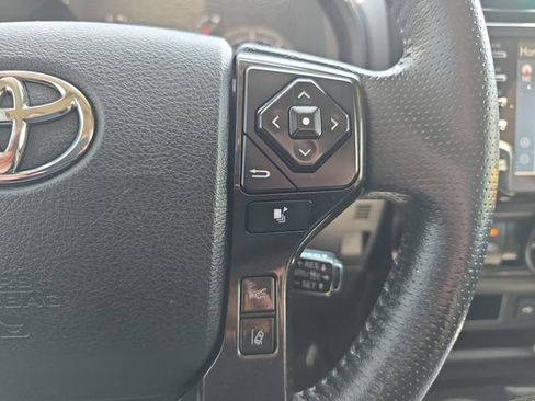 Used 2021 Toyota 4Runner Venture w/ Moonroof Package AWD/4WD image 20
