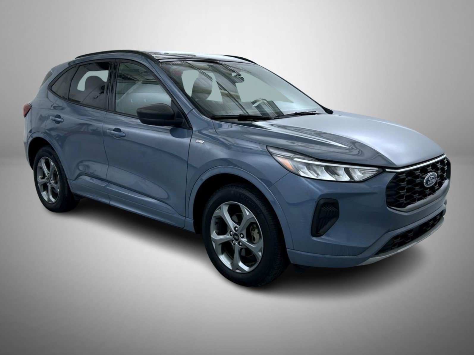 Used 2024 Ford Escape ST-Line w/ Tech Pack #1 AWD/4WD image 3