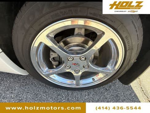 Used 2002 Chevrolet Corvette Convertible w/ Preferred Equipment Group2 RWD image 31
