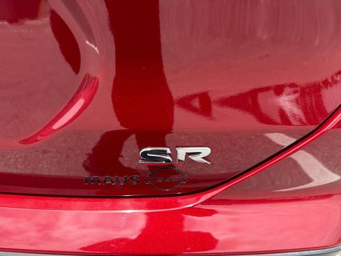 Used 2024 Nissan Kicks SR w/ SR Premium Package FWD image 21