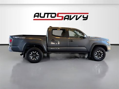 Used 2023 Toyota Tacoma TRD Off-Road image 8