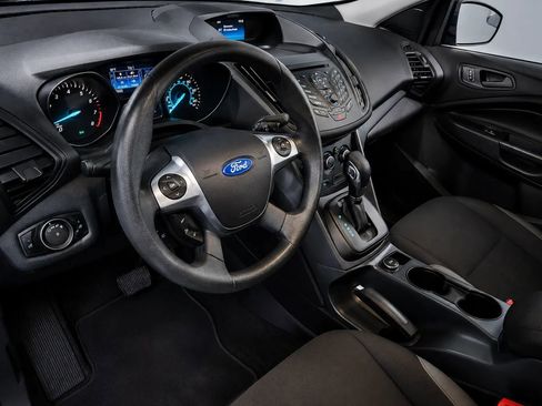 Used 2016 Ford Escape S FWD image 6