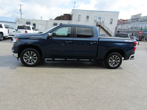 Used 2023 Chevrolet Silverado 1500 LT image 6
