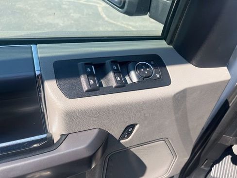 Used 2019 Ford F150 XLT w/ XTR Package image 16