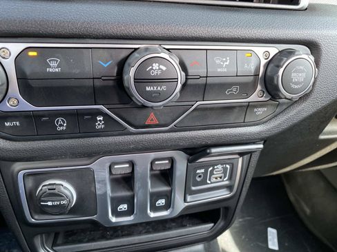 New 2026 Jeep Wrangler Sport AWD/4WD image 10