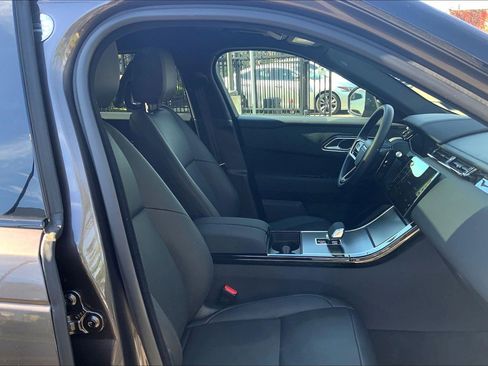 Used 2026 Land Rover Range Rover Velar Dynamic SE image 8