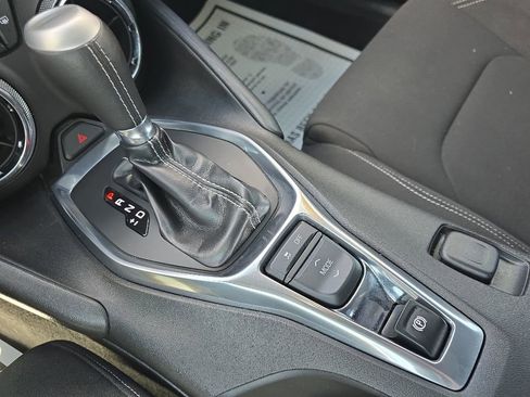 Used 2016 Chevrolet Camaro LT RWD image 30