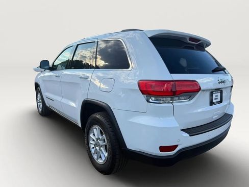 Used 2019 Jeep Grand Cherokee Laredo RWD image 4