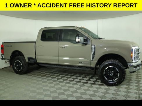 Used 2026 Ford F350 Lariat w/ Tremor Off-Road Package AWD/4WD image 2