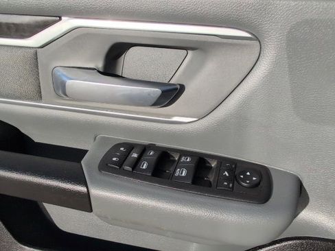 Used 2023 RAM 1500 Big Horn image 15
