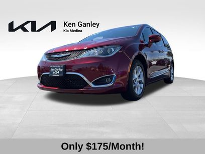 Used 2018 Chrysler Pacifica Touring-L Plus w/ Tire & Wheel Group