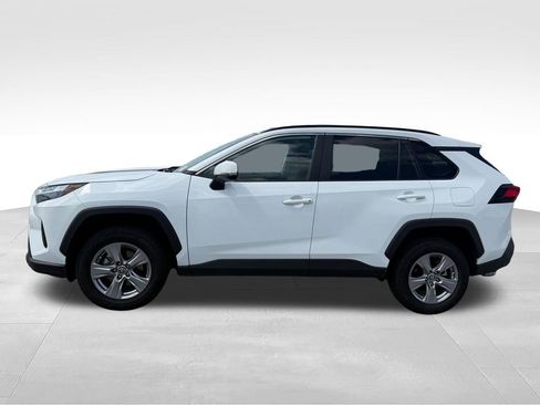 Used 2024 Toyota RAV4 XLE FWD image 2