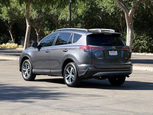 Used 2017 Toyota RAV4 XLE w/ Carpet Mat Package FWD image 3