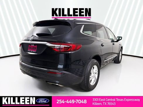 Used 2020 Buick Enclave Essence w/ Sound and Sites Package image 8