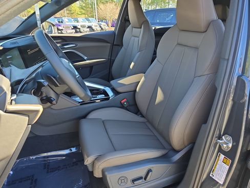 New 2025 Audi Q5 Premium Plus image 15