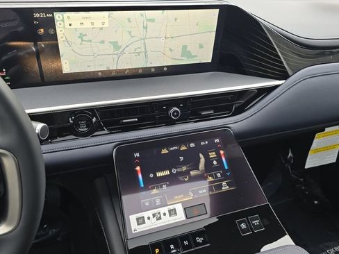 New 2026 INFINITI QX80 SPORT w/ Sport Exterior Package image 34