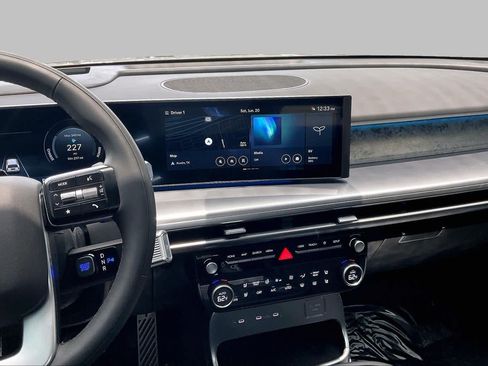 Certified 2026 Hyundai Ioniq 9 Calligraphy AWD/4WD image 6