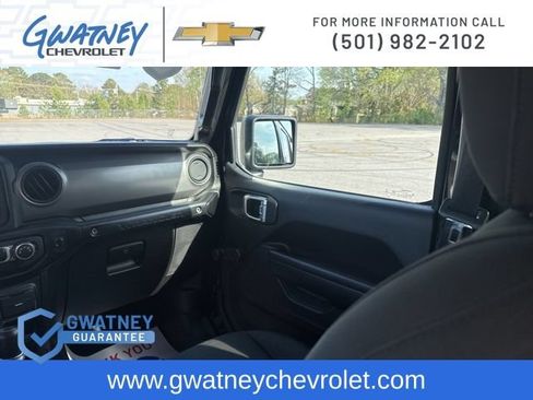 Used 2021 Jeep Wrangler Unlimited Sport AWD/4WD image 25