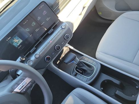 New 2026 Hyundai Kona SE image 26