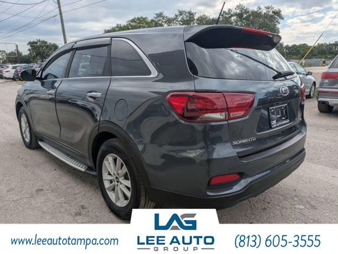Used 2020 Kia Sorento LX FWD image 5
