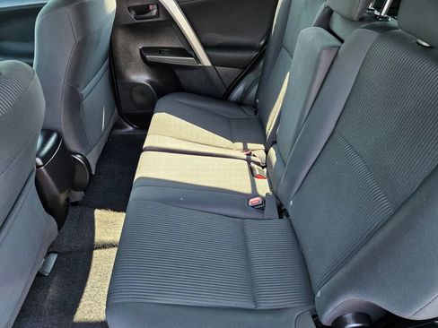 Used 2017 Toyota RAV4 LE w/ All Weather Liner Package AWD/4WD image 12