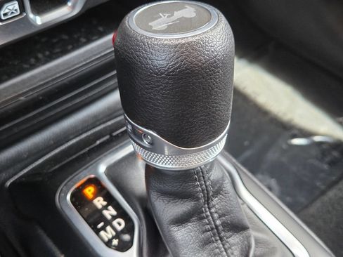 Used 2023 Jeep Wrangler Unlimited Sport AWD/4WD image 40