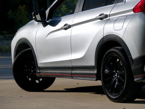 Used 2020 Mitsubishi Eclipse Cross LE image 31