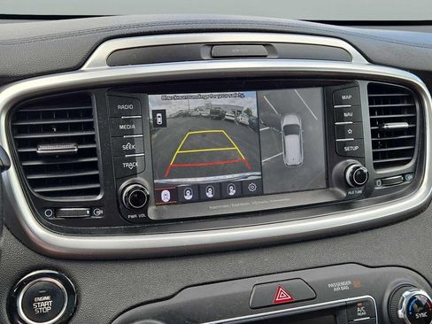 Used 2019 Kia Sorento SX AWD/4WD image 28