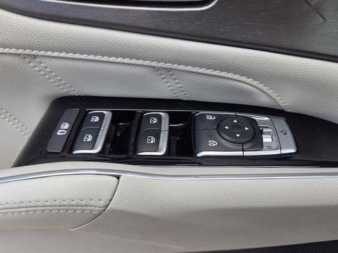 Used 2023 Kia Sorento SX image 16