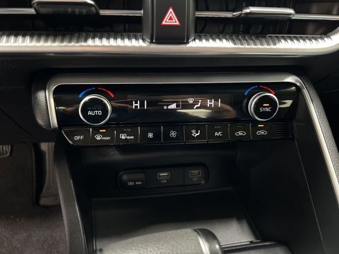 Used 2022 Kia K5 LXS image 21
