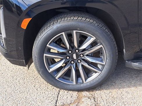 Used 2023 Cadillac Escalade Sport image 9