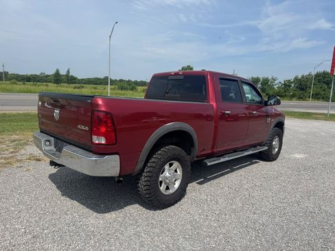 Used 2012 RAM 2500 SLT w/ Luxury Group AWD/4WD image 3