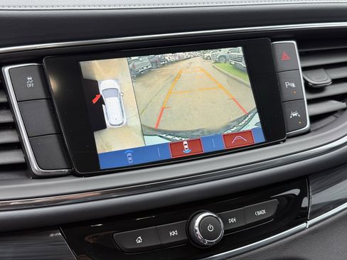 Used 2019 Buick Enclave Premium image 21