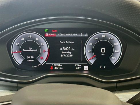 Used 2025 Audi Q5 2.0T Premium Plus AWD/4WD image 12