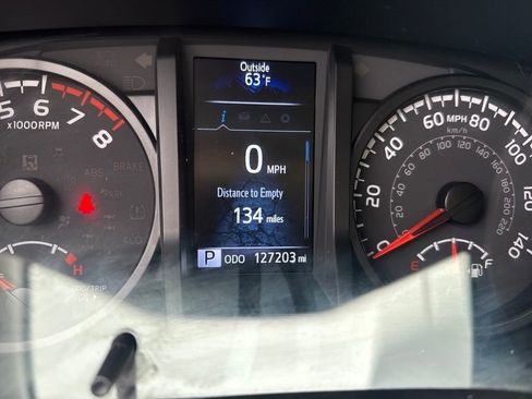 Used 2021 Toyota Tacoma SR image 11