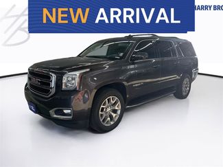 Used 2017 GMC Yukon XL SLT w/ HD Trailering Package AWD/4WD video 1