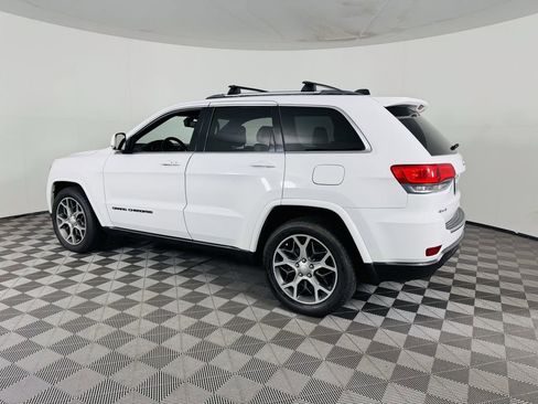 Used 2018 Jeep Grand Cherokee Limited AWD/4WD image 27