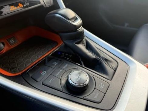 Used 2024 Toyota RAV4 Adventure image 13