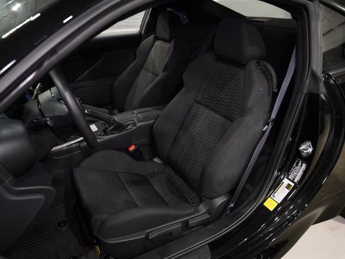 Used 2026 Toyota GR86 RWD image 4