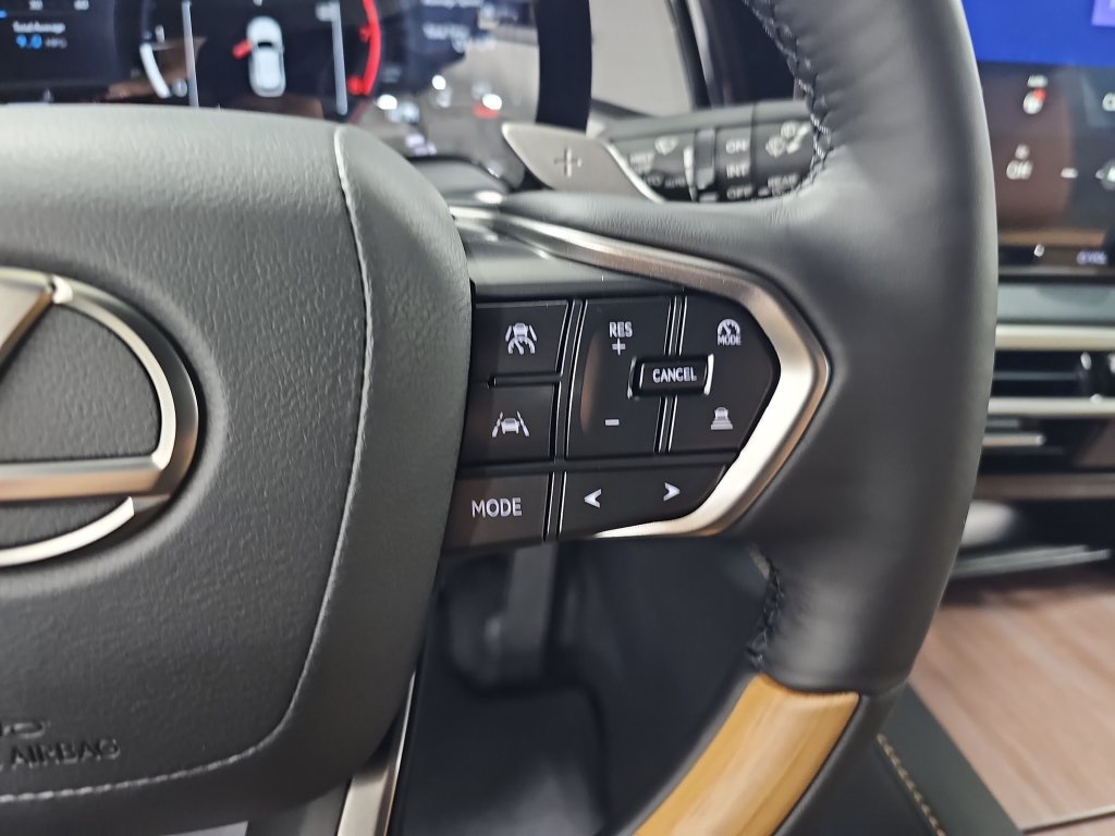 New 2026 Lexus RX 350 FWD image 17