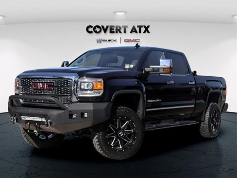 Used 2019 GMC Sierra 2500 Denali w/ Suspension Package, Off-Road image 1