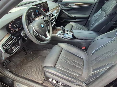 Used 2023 BMW 540i w/ Premium Package RWD image 12